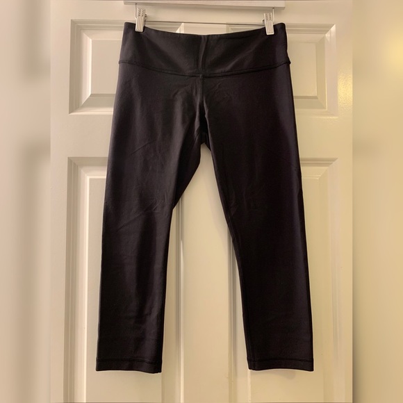 Lululemon Capri - Picture 2 of 6